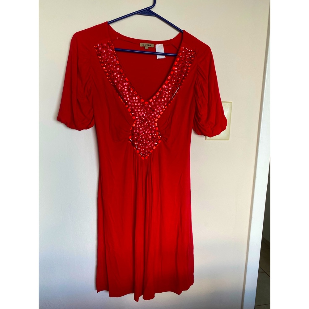 Yuka Red V-Neck Short-Sleeved Dress with Beaded and Sequins Detailing Size 2